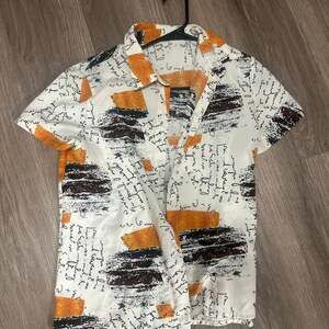SHEIN Graphic Abstract Cursive Print Short Sleeve Button Down Shirt